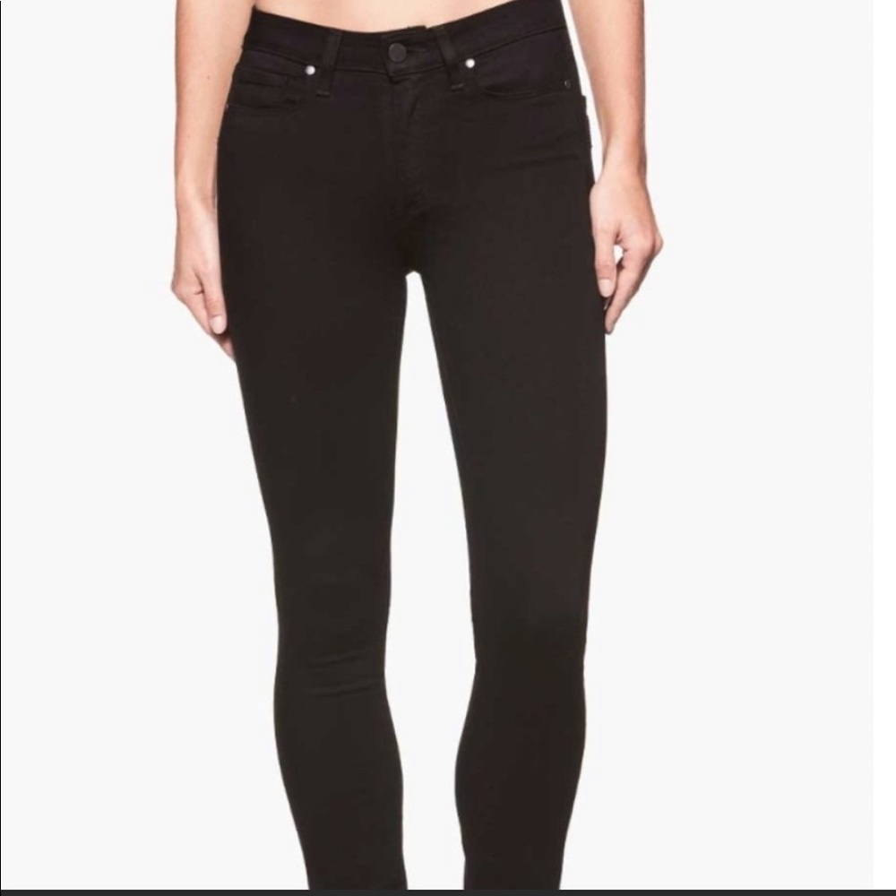 PAIGE skinny jeans NWT